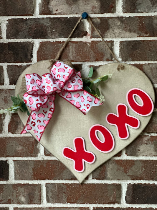 Valentines day XOXO Door Hanger